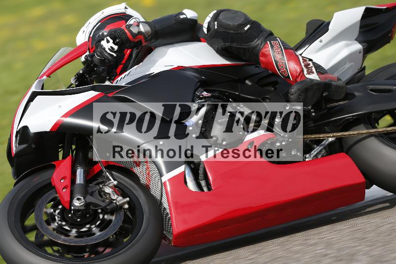 /53 16.09.2025 Track Day Domi Aegerter ADR/Gruppe rot/18